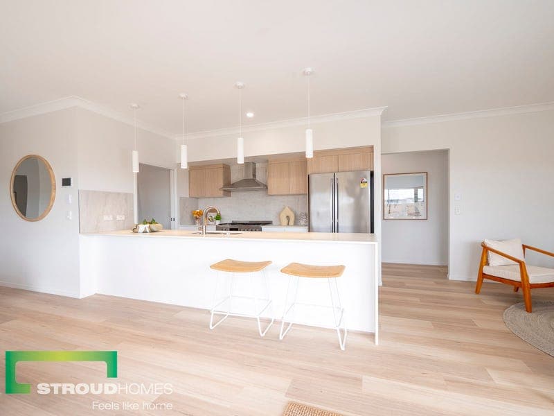 62 Rosemary Circuit, Rochedale — photo 1 of 5