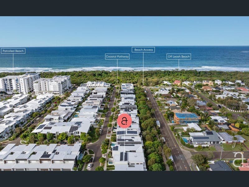 8 Offshore Street, Bokarina — photo 1 of 5