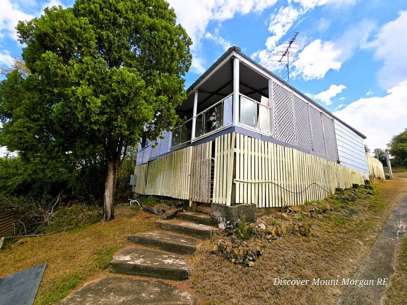 25 HALL Street, Mount Morgan — photo 1 of 5
