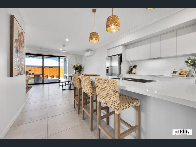 Lot 8193 Beechcroft Parade, Shaw — photo 1 of 5