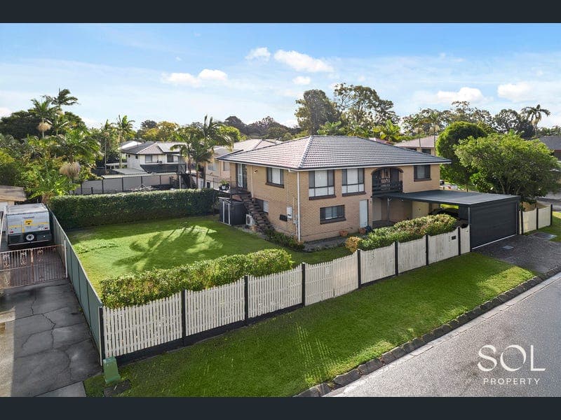 1 Danielle Street, Boondall — photo 1 of 5