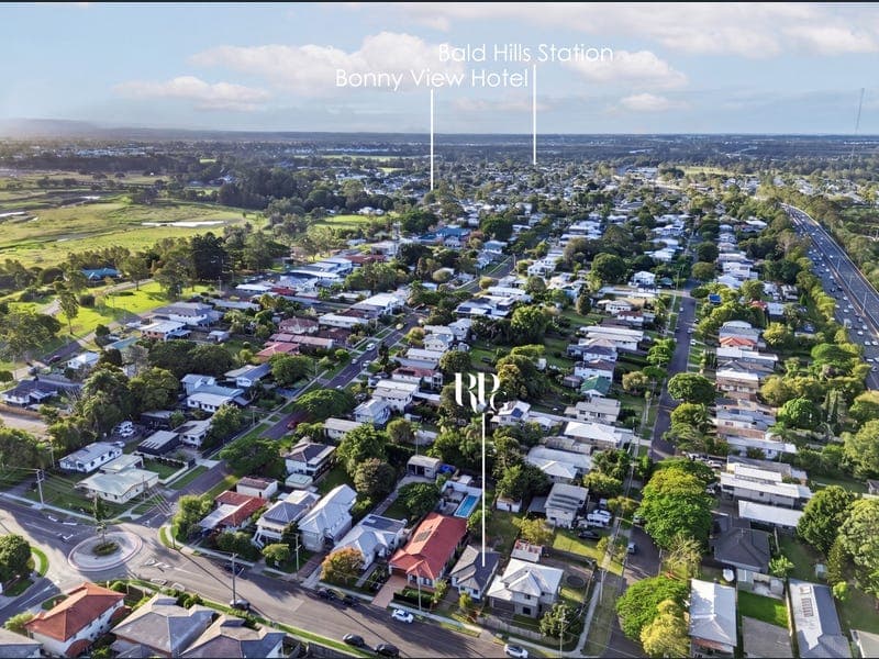 30 Telegraph Road, Bald Hills — photo 1 of 5