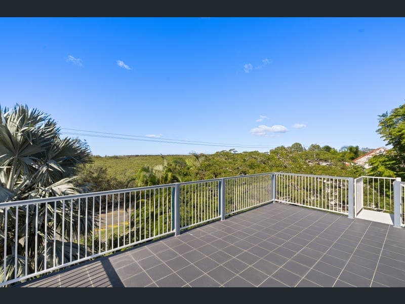 71 Chaseley Street, Nudgee Beach — photo 1 of 5