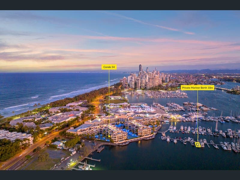 54/94 Seaworld Drive, Main Beach — photo 1 of 5