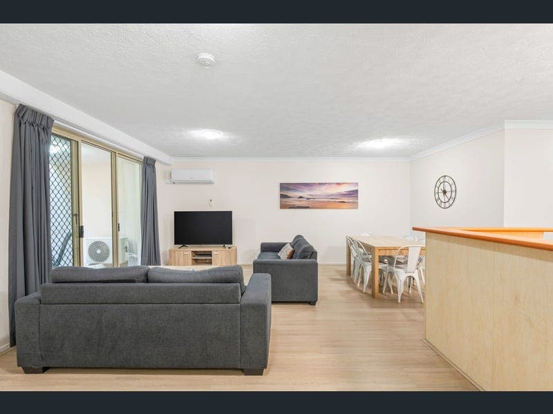 15/2342-2358 Gold Coast Highway, Mermaid Beach — photo 1 of 5