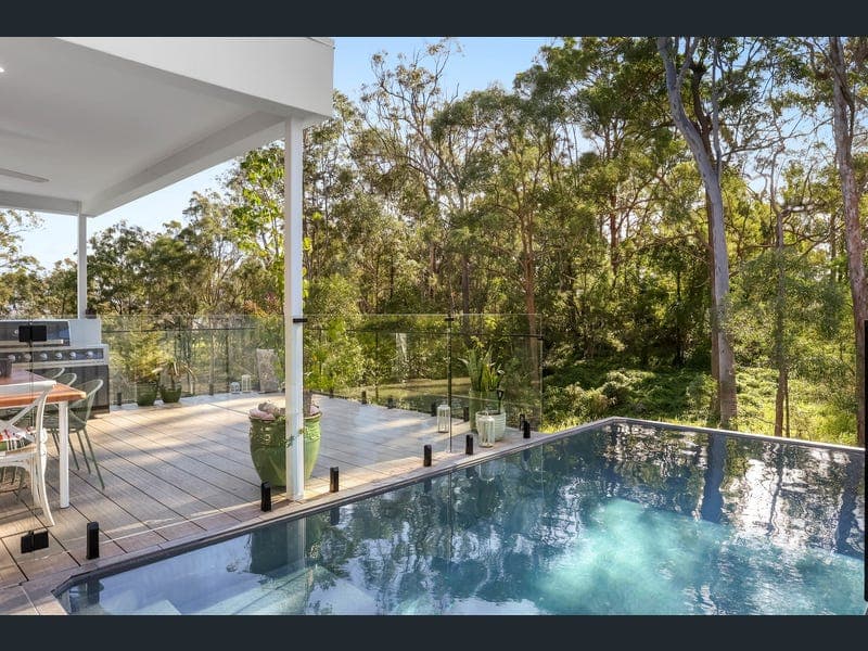 11 Hillsea Court, Arundel — photo 1 of 5