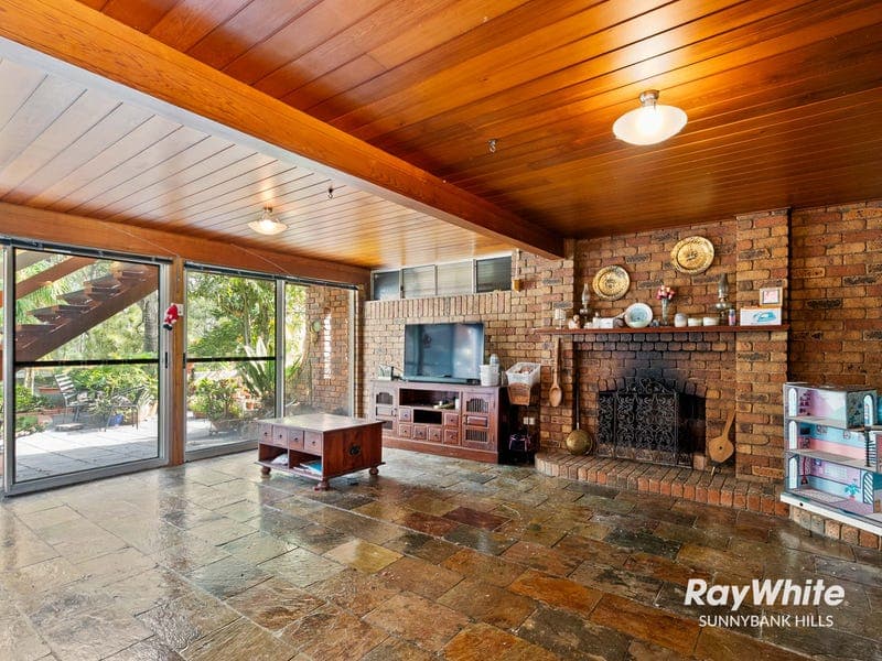 23 Wendy Street, Camira — photo 1 of 5