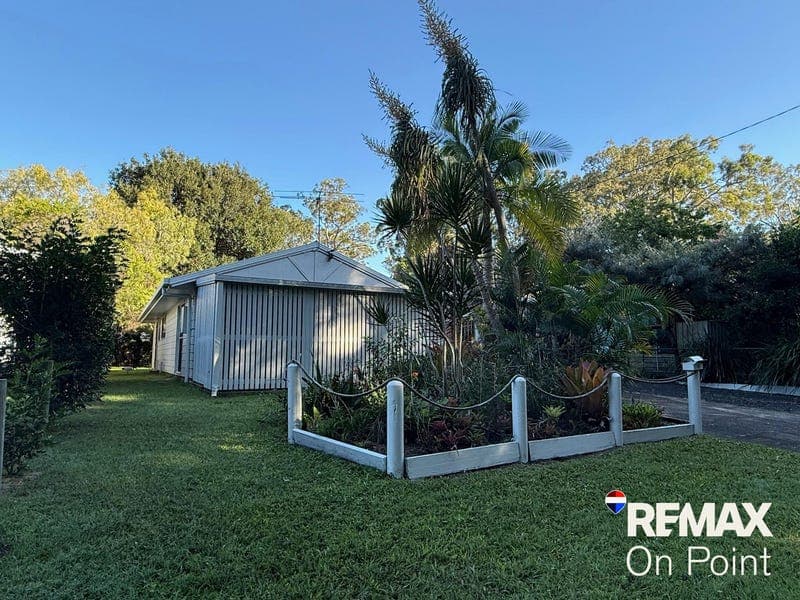 19 Tageruba Street, Coochiemudlo Island — photo 1 of 5