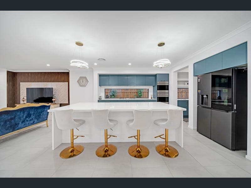 54 Brookview Place, Bahrs Scrub — photo 1 of 5