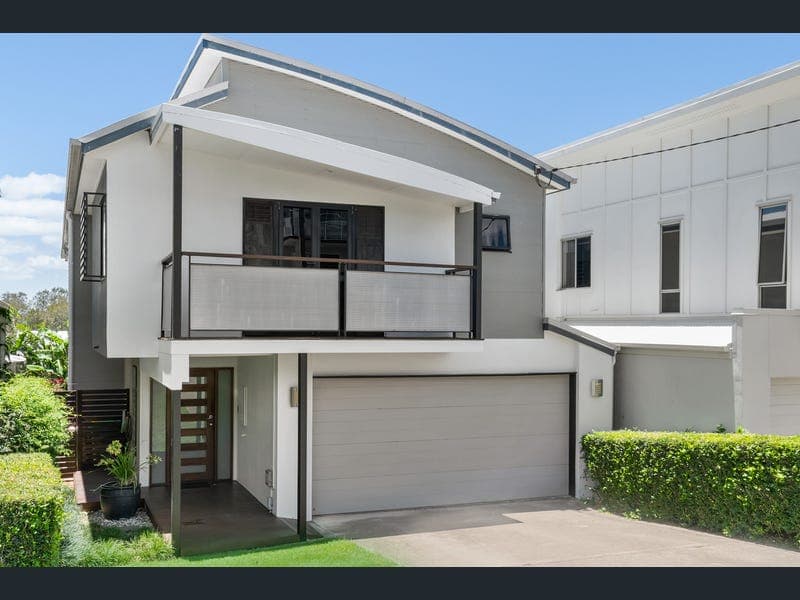 19 Wellesley Street, Wellington Point — photo 1 of 5