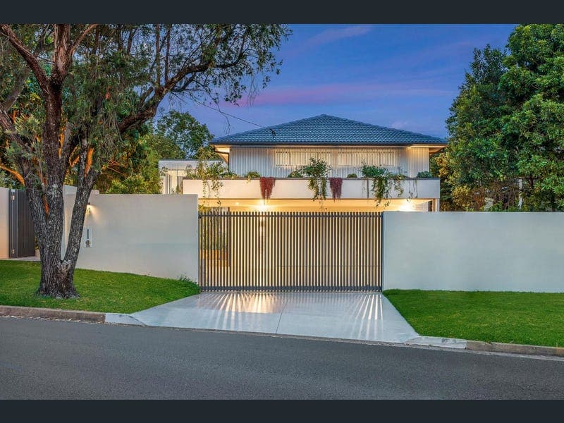 14 Maxwell Brown Drive, Southport — photo 1 of 5