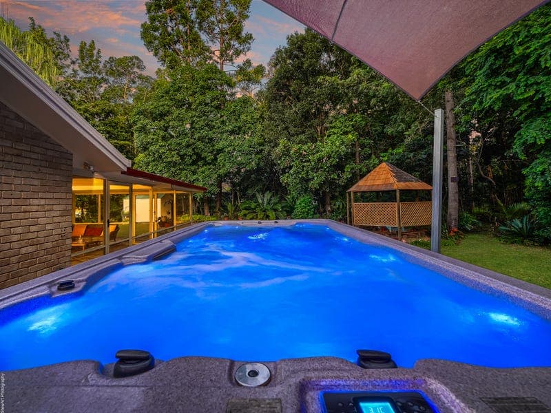 6 Homebush Road, Dundowran Beach — photo 1 of 5