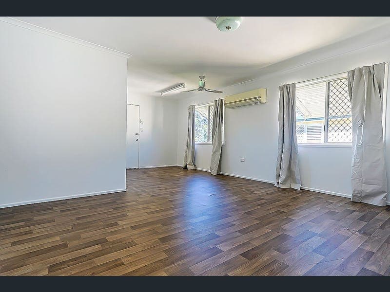 125 Woodend Road — photo 1 of 5