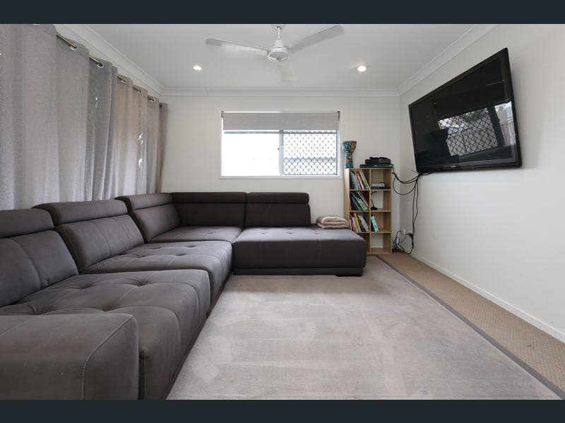 4 Riverbank Place, Cloncurry — photo 1 of 5