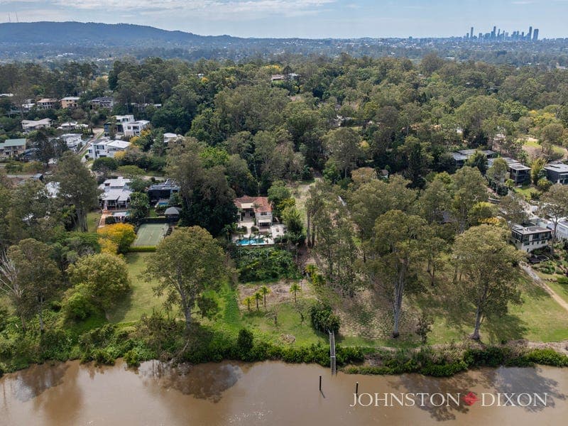 64A Robertson Place, Fig Tree Pocket — photo 1 of 5
