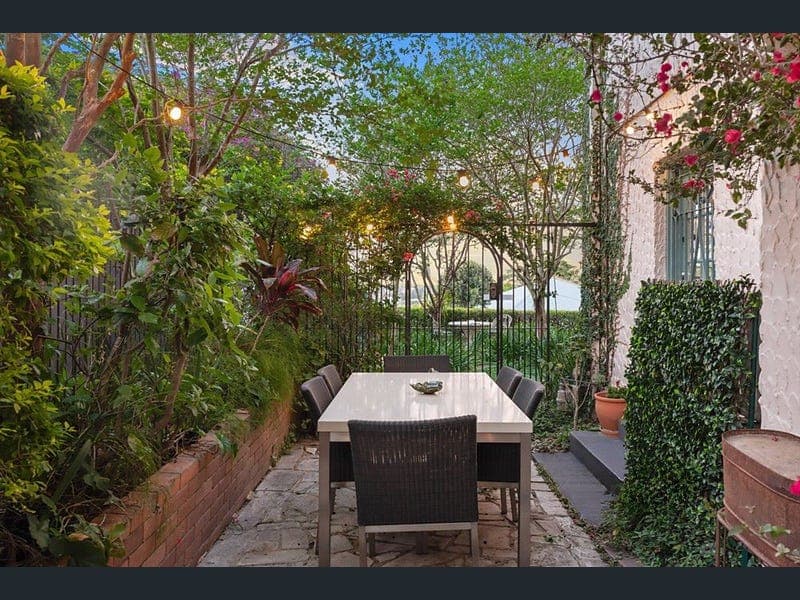 75 Cracknell Road, Annerley — photo 1 of 5