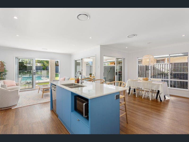 179 Mooroondu Road, Thorneside — photo 1 of 5
