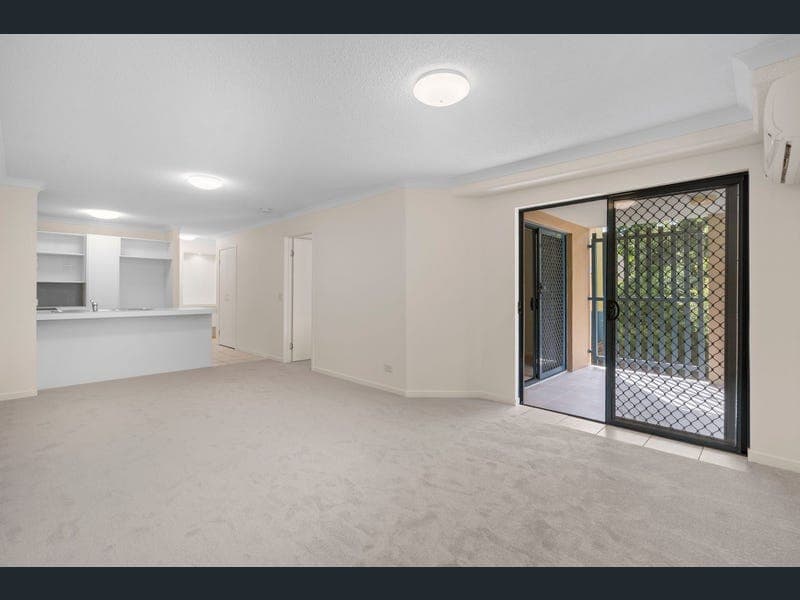 18/38 Palmer Street, Greenslopes — photo 1 of 5