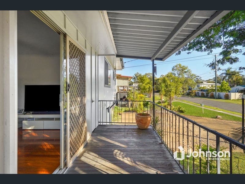 7 Wellington Street, Brassall — photo 1 of 5