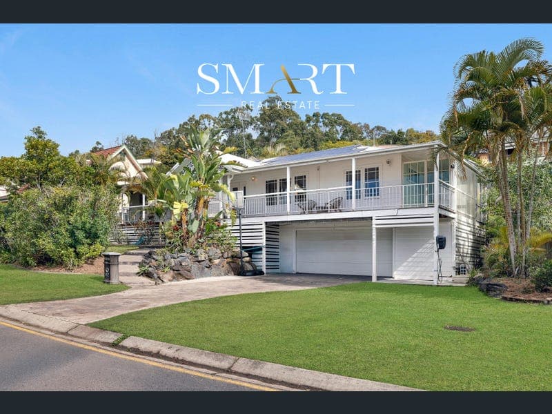 42 Paddington Drive, Carrara — photo 1 of 5