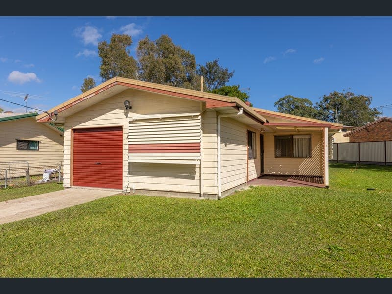 8 Bulloo Street, Caboolture — photo 1 of 5
