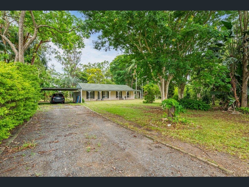 16 Cypress Drive, Marsden — photo 1 of 5