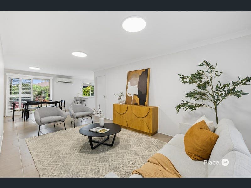 10 Canterbury Street, Bracken Ridge — photo 1 of 5
