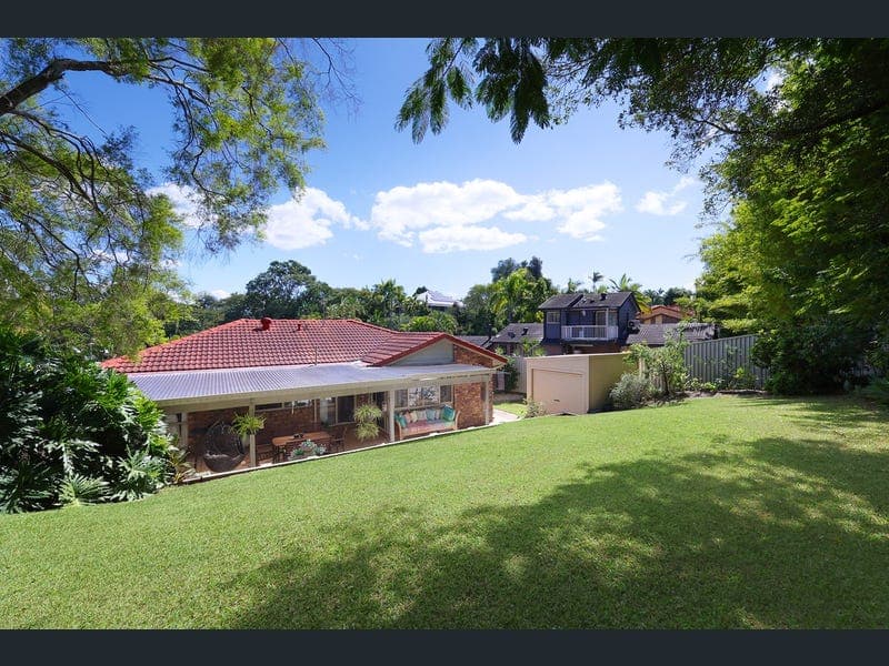17 Springvale Street, Robina — photo 1 of 5
