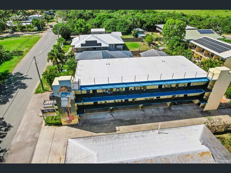 3/47 Horseshoe Bay Road, Bowen — photo 1 of 5