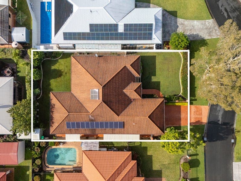 11 Lander Street, Pelican Waters — photo 1 of 5