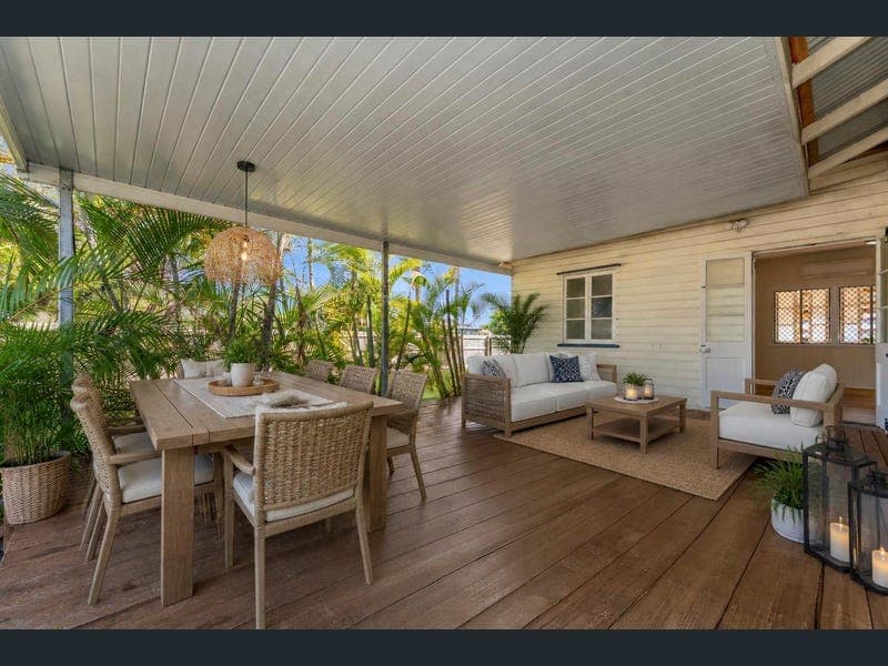111 Fulham Road, Gulliver — photo 1 of 5