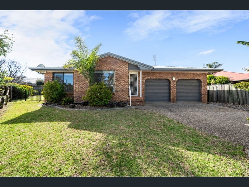 4 Radiata Court, Darling Heights — photo 1 of 5