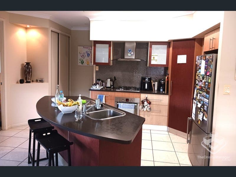 43 Pebble Lane, Kirwan — photo 1 of 5