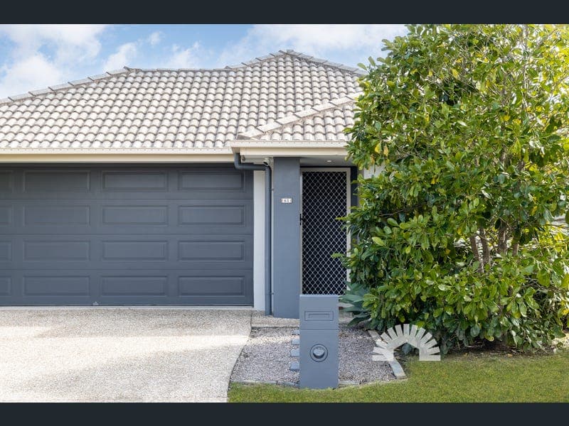 61 Lennon Boulevard, Narangba — photo 1 of 5
