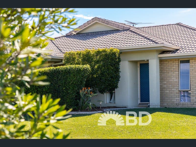 45 Peachfield Drive, Morayfield — photo 1 of 5