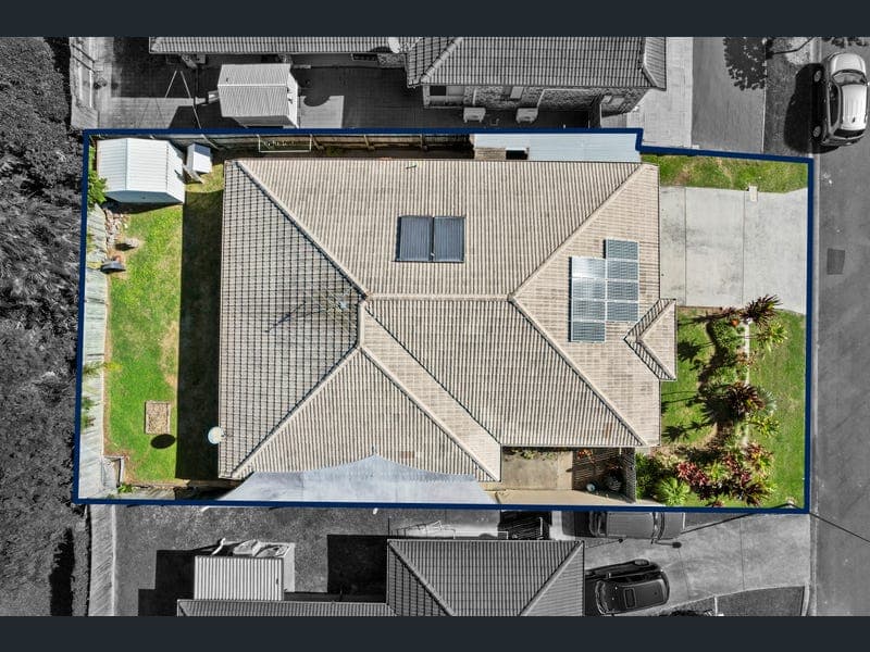 9 Highfields Court, Loganlea — photo 1 of 5