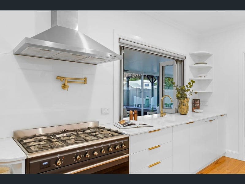 69 Queenscroft St, Chelmer — photo 1 of 5