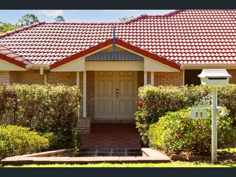 21 Allamanda Crescent, Albany Creek — photo 1 of 5