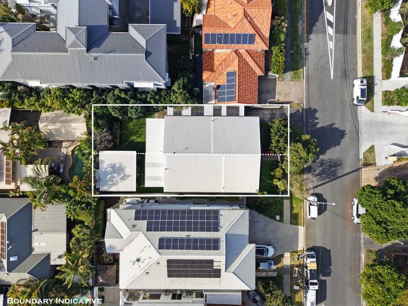 3 Ferny Fairway, Burleigh Heads — photo 1 of 5