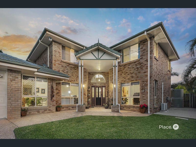 4 Leopardwood Court, Albany Creek — photo 1 of 5