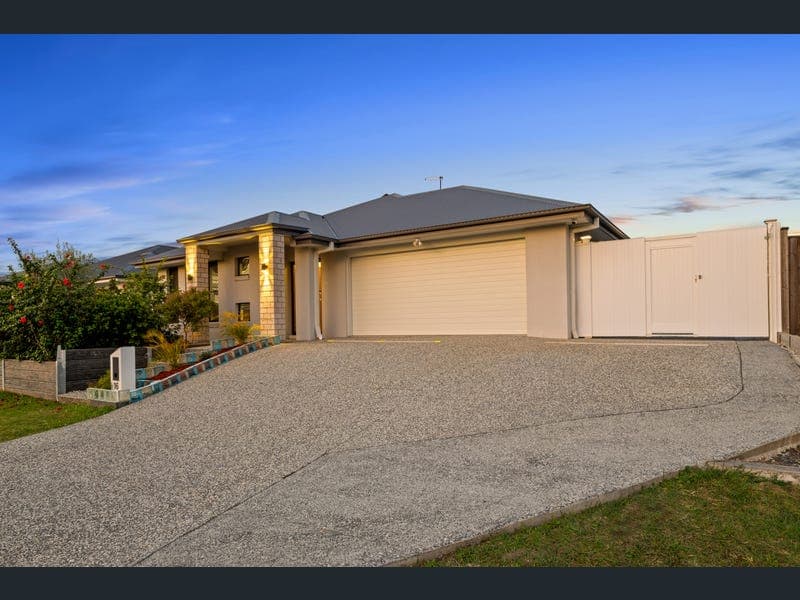 16 Byron Drive, Jimboomba — photo 1 of 5