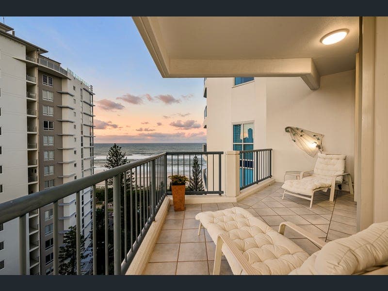 54/100 Old Burleigh Road, Broadbeach — photo 1 of 5