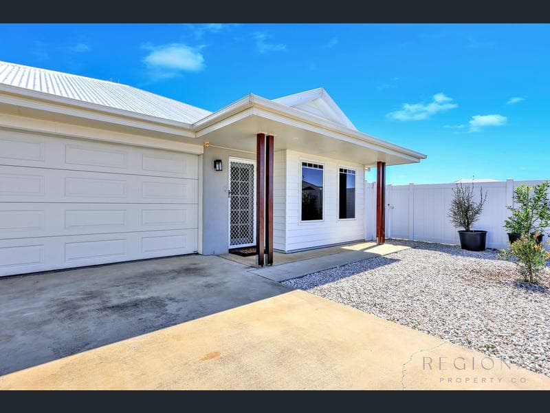 27 Emperor Drive, Elliott Heads — photo 1 of 5