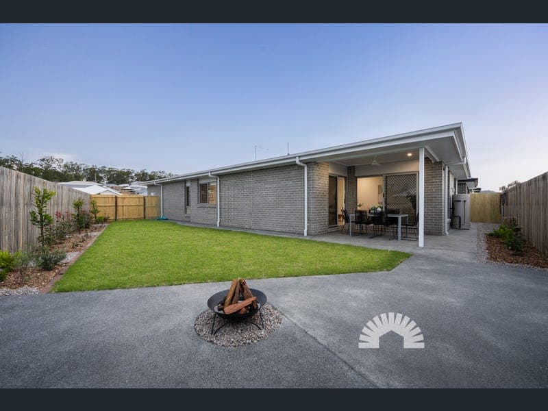 4 Forestoak Street, Narangba — photo 1 of 5