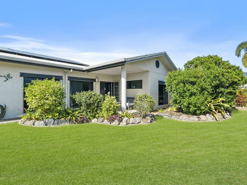 25 Maurice Street, Kewarra Beach — photo 1 of 5