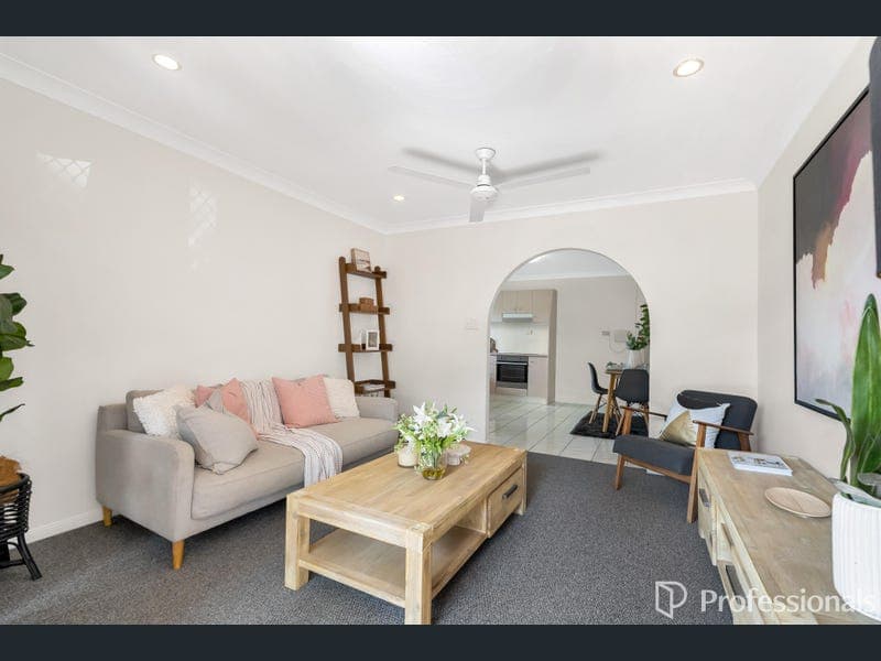 4/55-57 Woodward Street, Edge Hill — photo 1 of 5