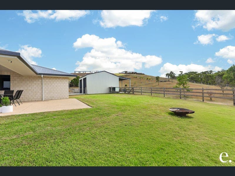 17 Keppel View Drive, Tanby — photo 1 of 5