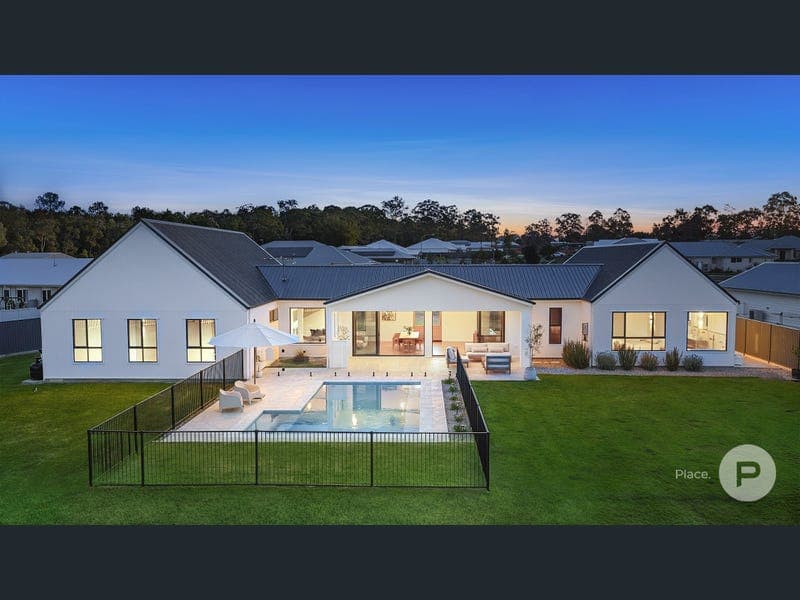 11 Greenleaf Court, Caboolture — photo 1 of 5