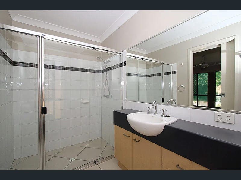26 Dulwich Place, Forest Lake — photo 1 of 4