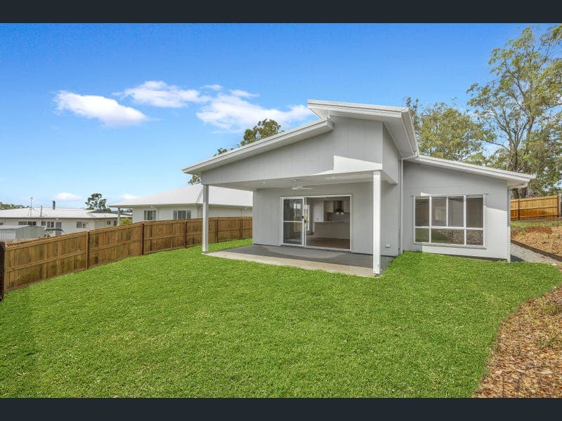 2/58B Sorensen Road, Southside — photo 1 of 5